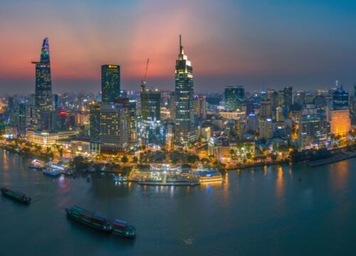 DISCOVER VIETNAM Ho Chi Minh City